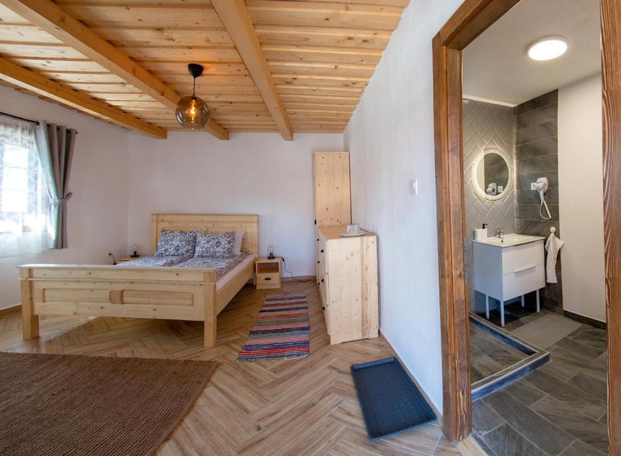 Pepi Vendeghaz - Casa De Oaspeti Pepi Joseni  Exterior foto